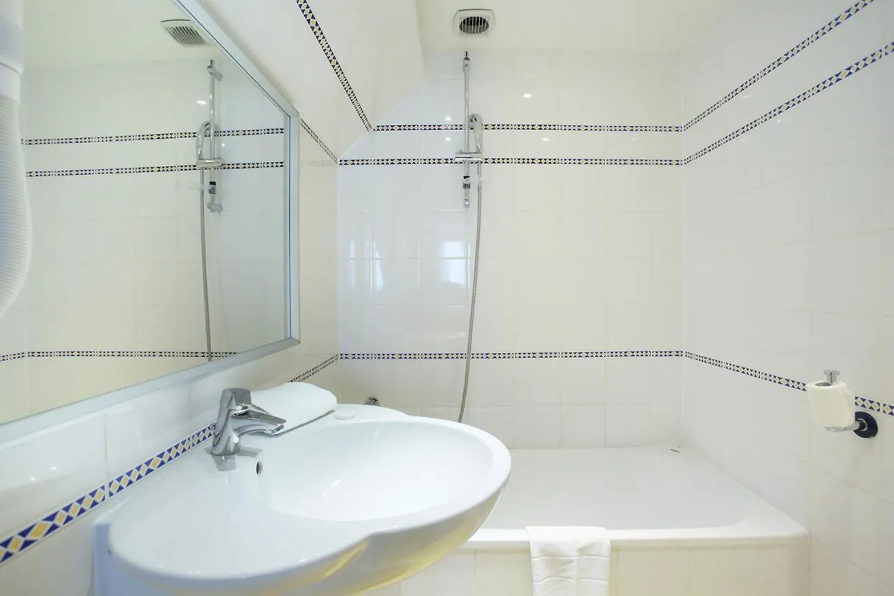 Lautrec Opera Hotel 3*